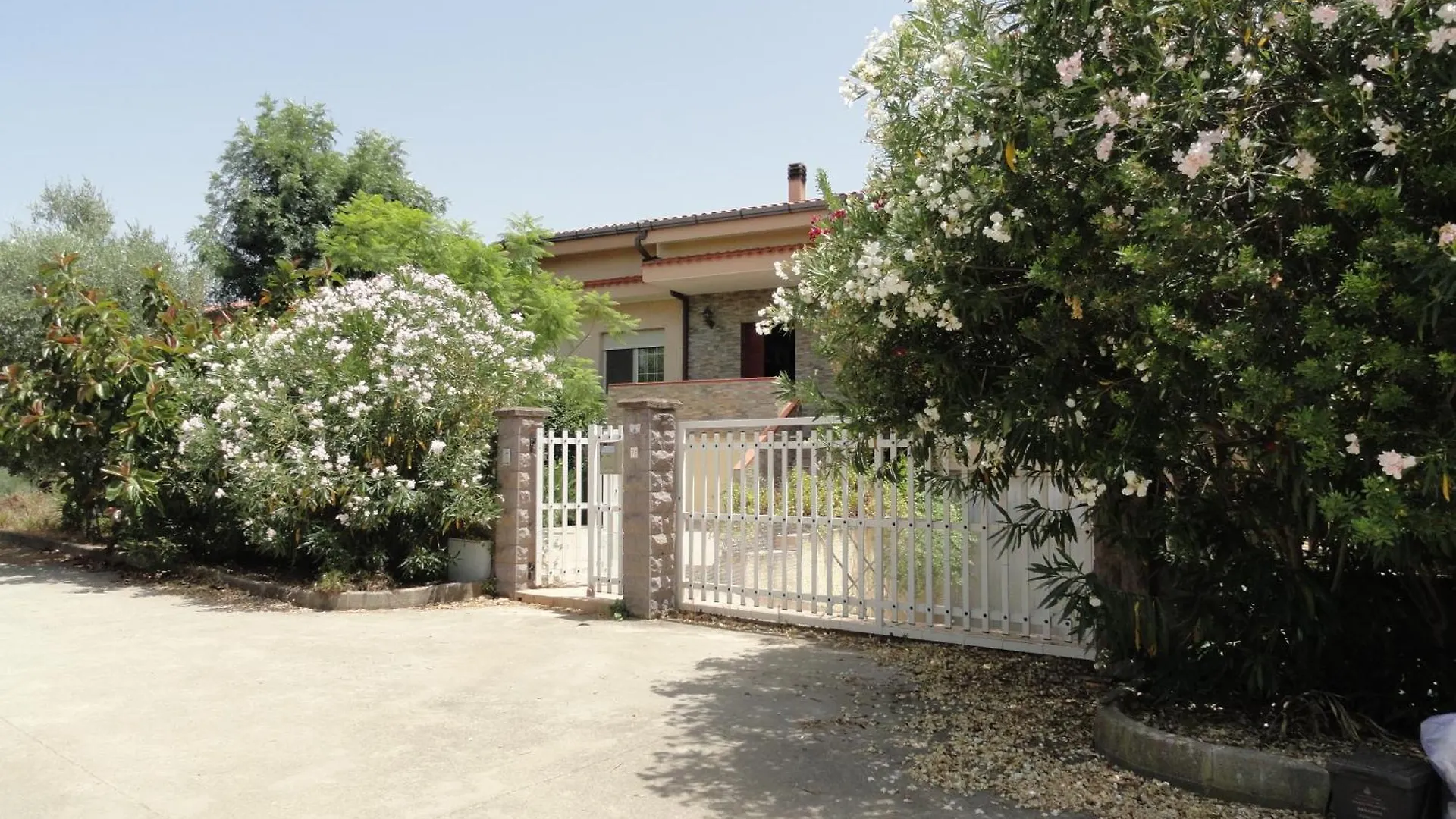 Apartment Lucy'S Home Carbonia Italy